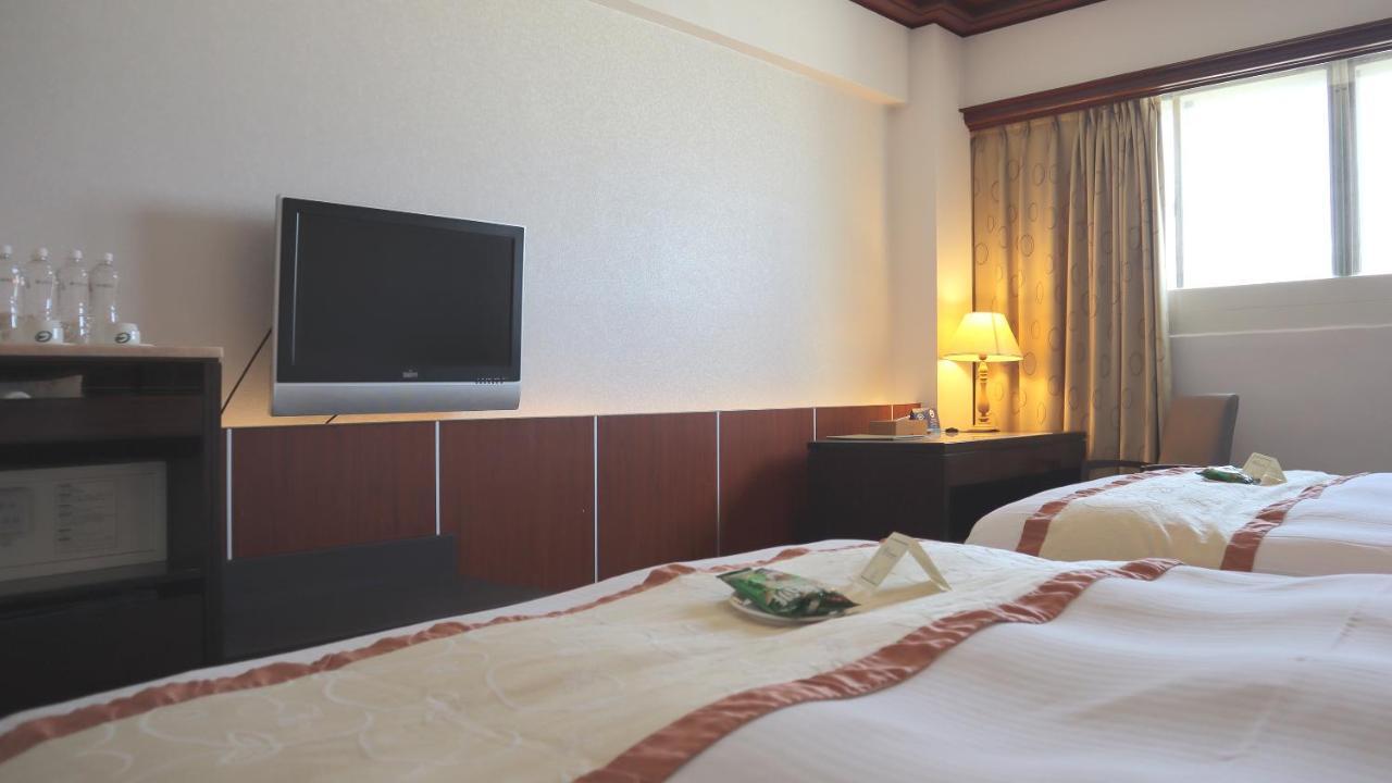 Ho Fong Business Stay Фэнъюань Экстерьер фото