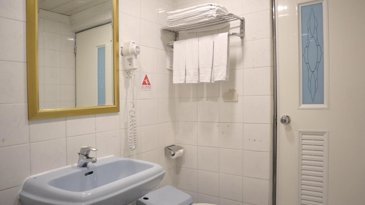 Ho Fong Business Stay Фэнъюань Экстерьер фото